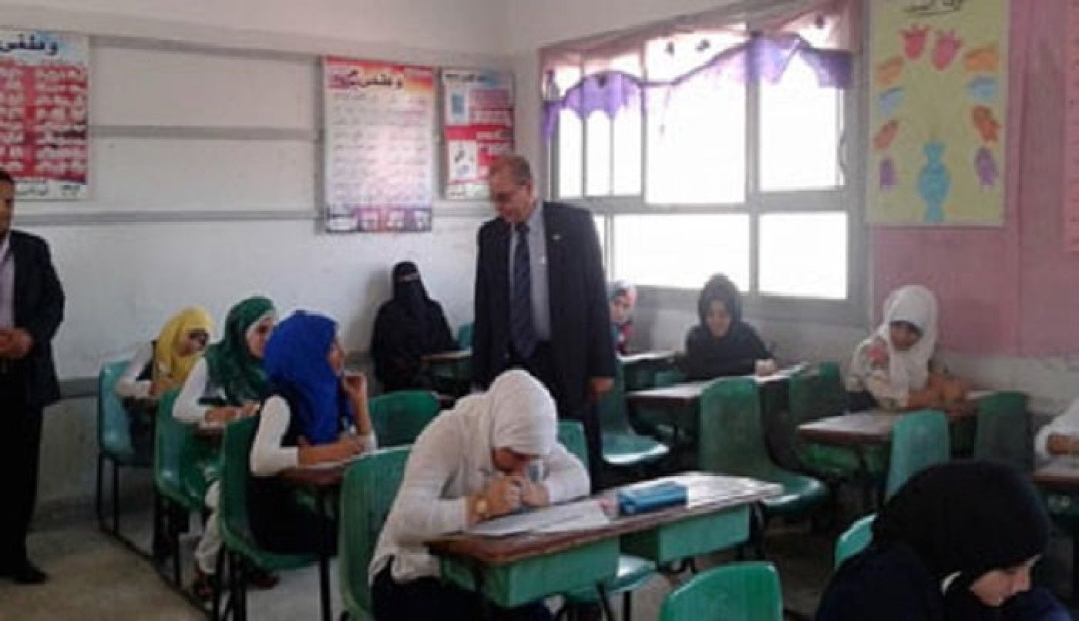 وزير التربية والتعليم يعلن شرح مجموع درجات مواد أولي ثانوي في نظام التعليم الجديد 2022-2023